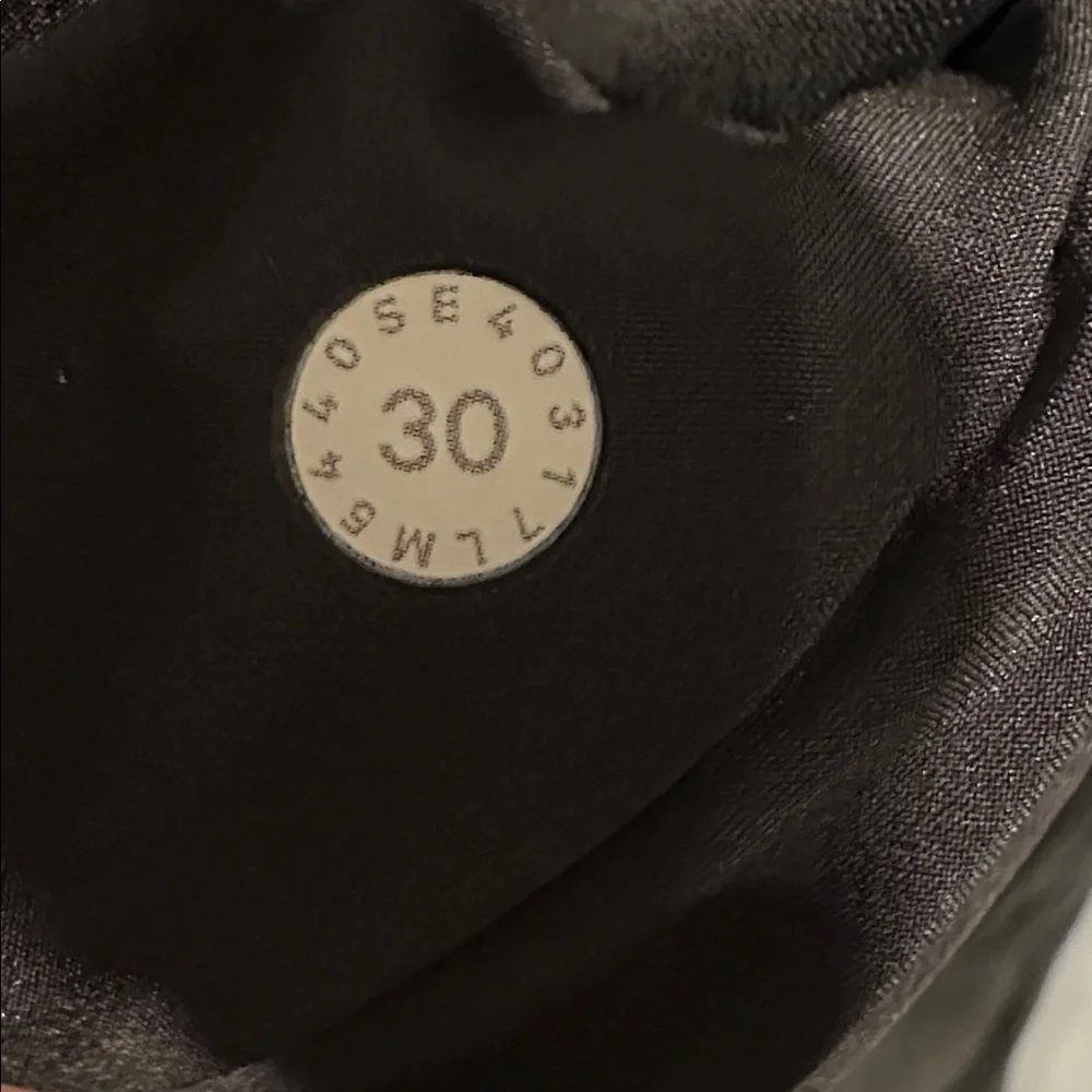 lululemon athletica inseam 29’